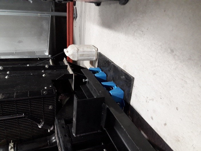 Detalle de silentblock en apoyo de maquinaria