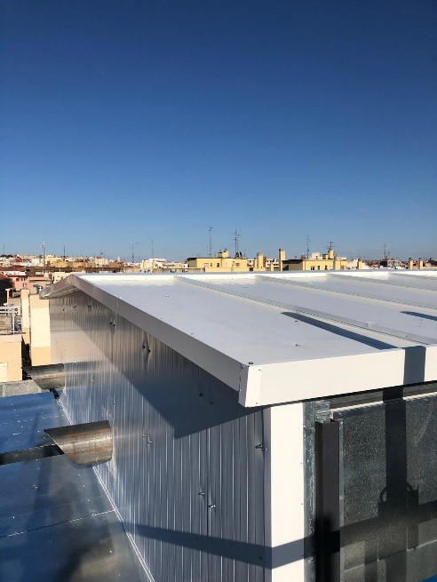 Vista de la cubierta acústica del data center en el centro de Madrid