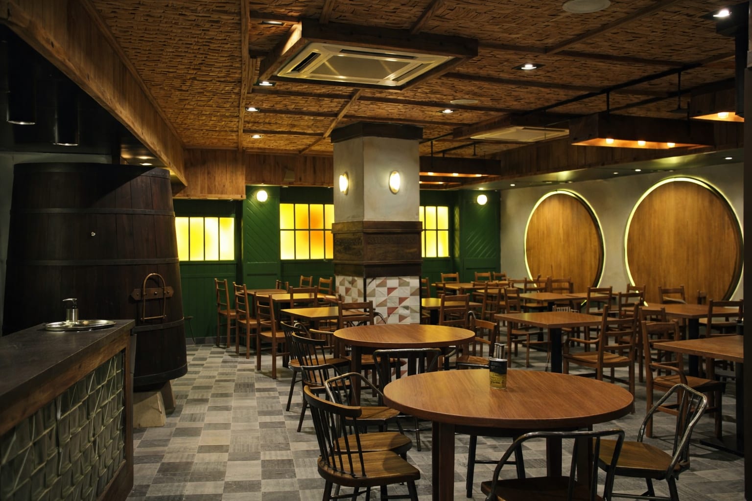 Tratamiento acústico absorbente en local emblemático de Asturias